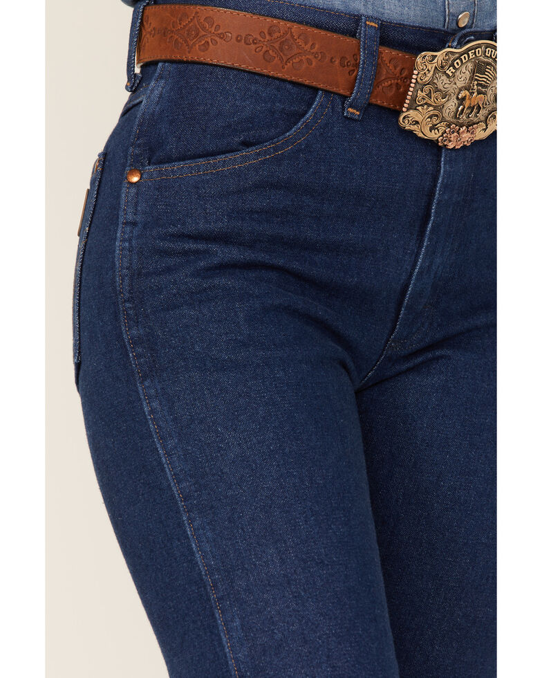 Wrangler Women S Prewashed Cowboy Cut Slim Fit Jeans Sheplers
