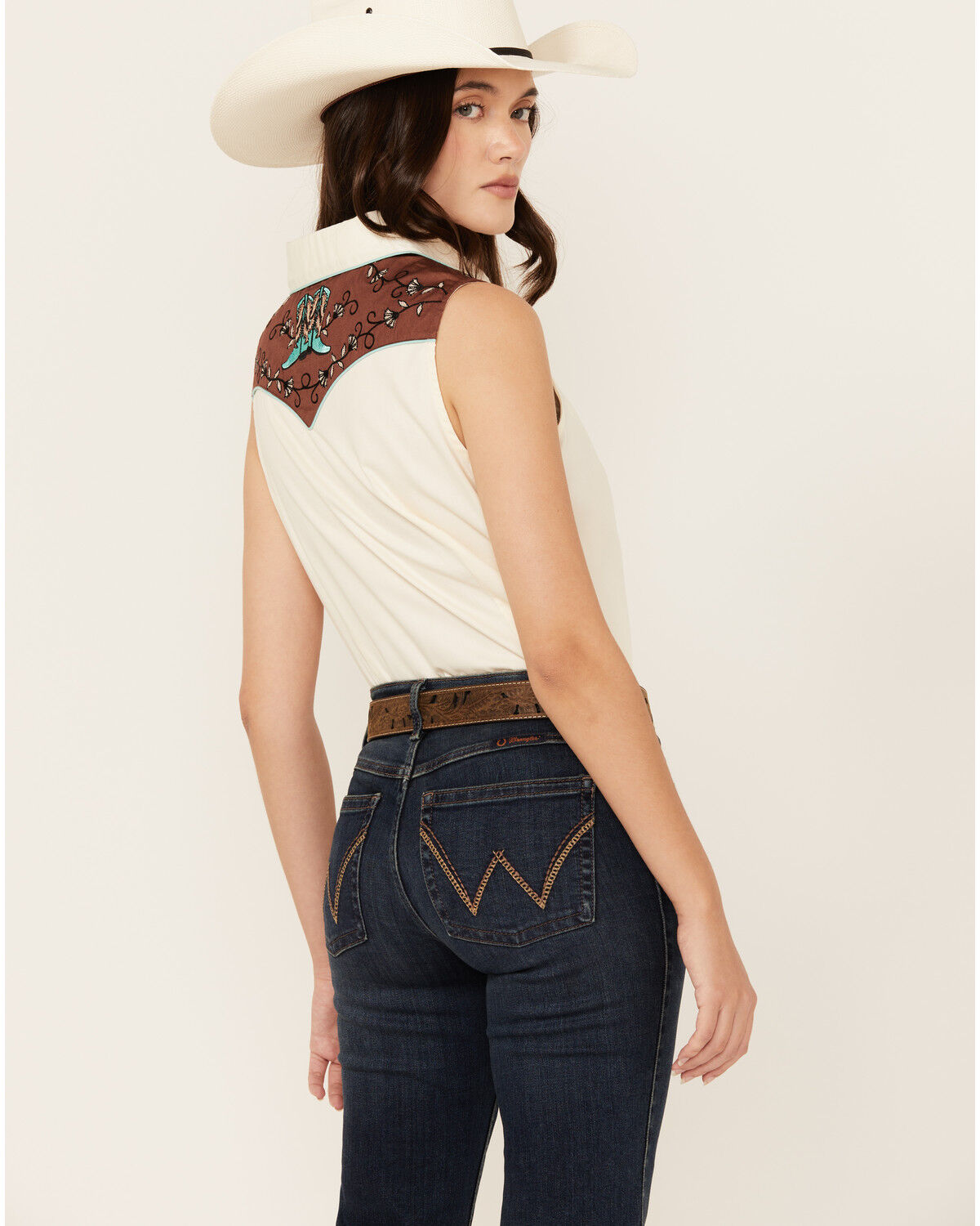 Image #4 - Panhandle Women's Retro Sleeveless Pearl Snap Western Shirt, Cream, hi-res