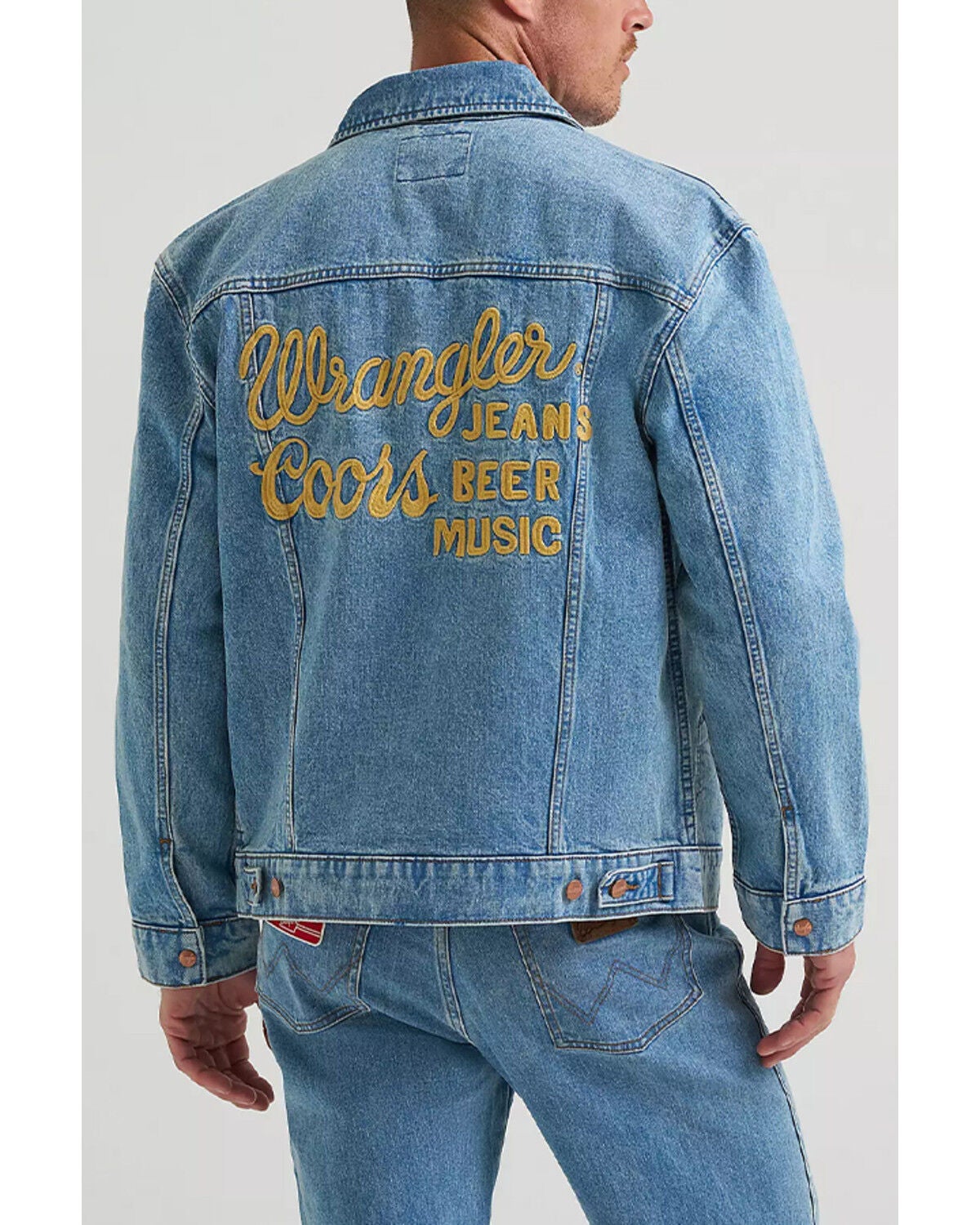 Wrangler X Coors Banquet Men's Embroidery Denim Jacket, Medium Wash, hi-res