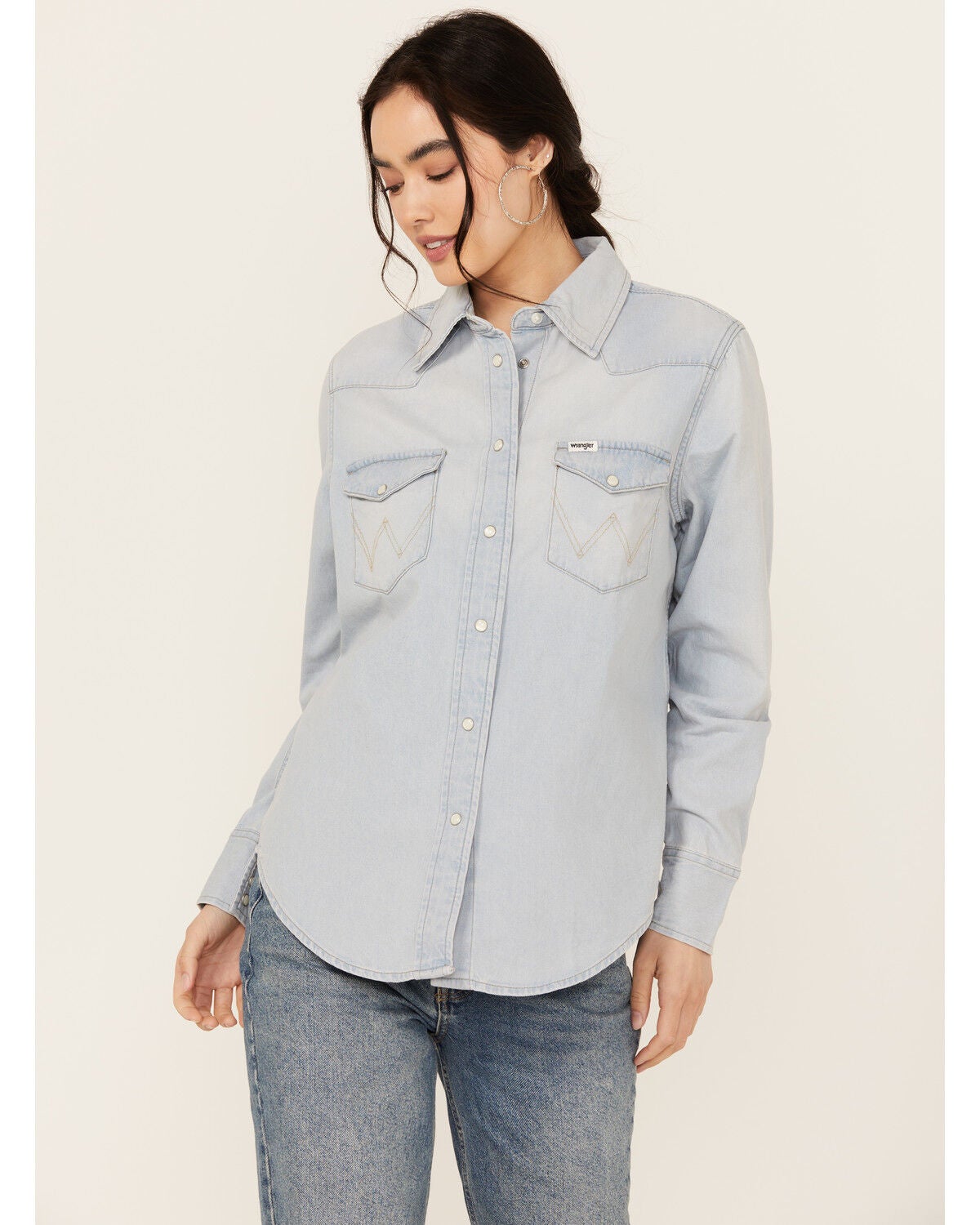 Wrangler Women's Heritage Long Sleeve Snap Western Shirt, Light Wash, hi-res