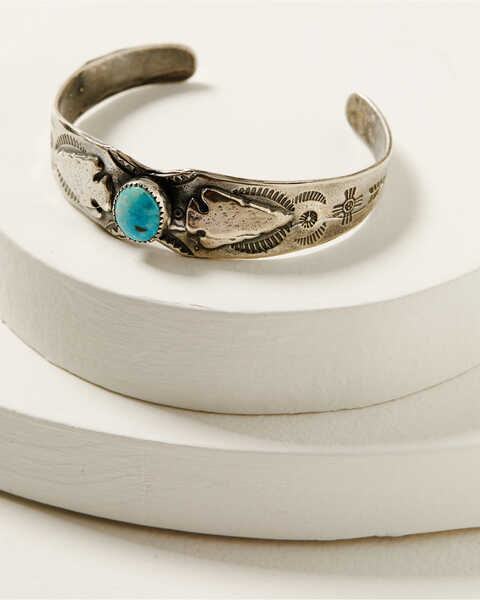 Image #3 - Broken Arrow Jewelry Women's Arrowhead Cuff, Silver, hi-res