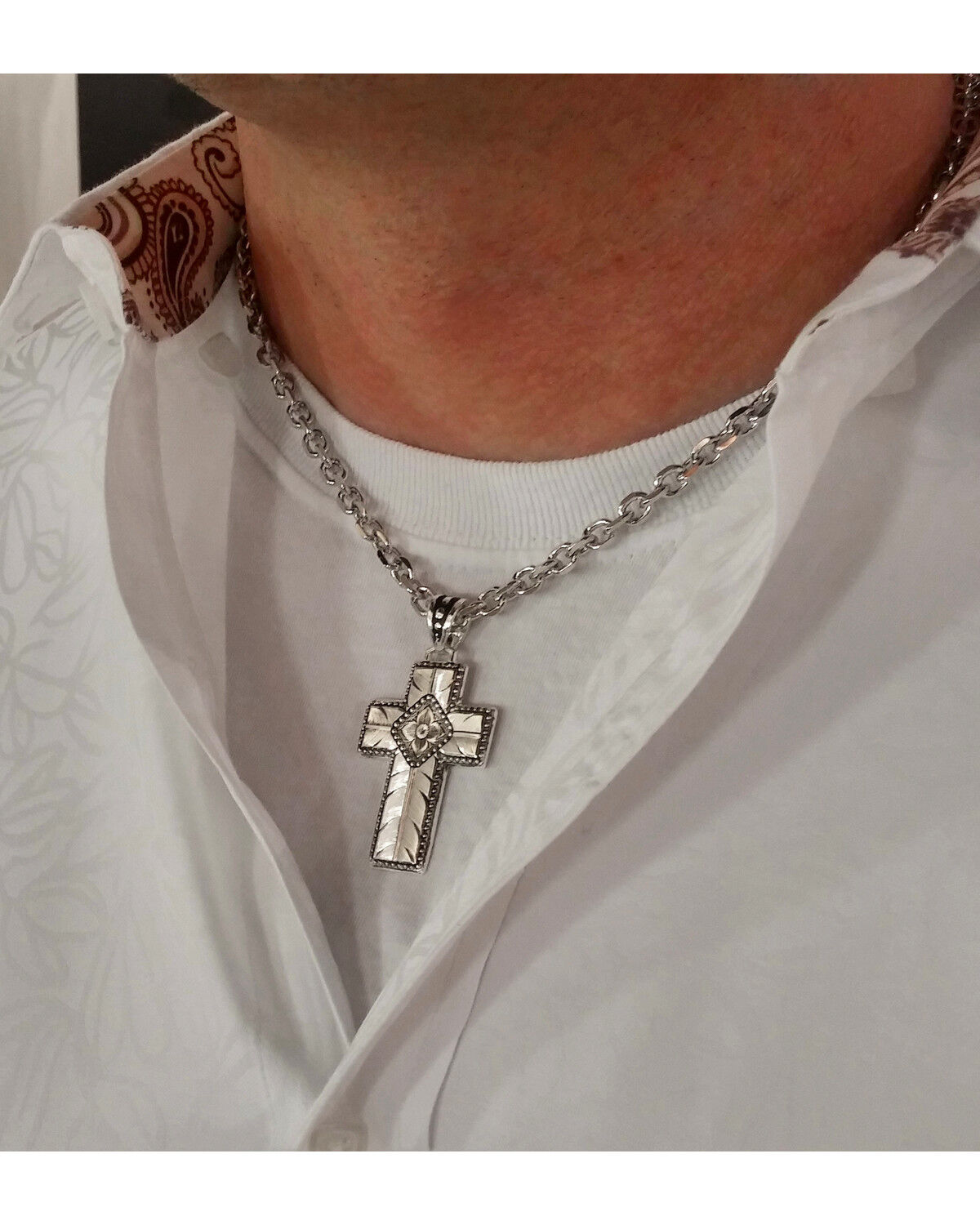 Image #3 - Montana Silversmiths Women's Banded Feathered Cross Necklace, Silver, hi-res