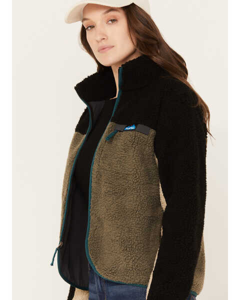 Image #2 - Kavu Women's Pinesdale Shadow Pine Sherpa Fleece Jacket, Multi, hi-res