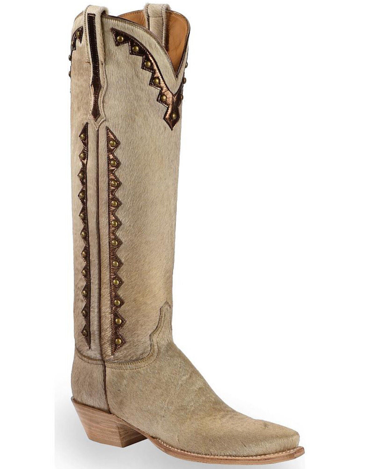 pointed cowgirl boots