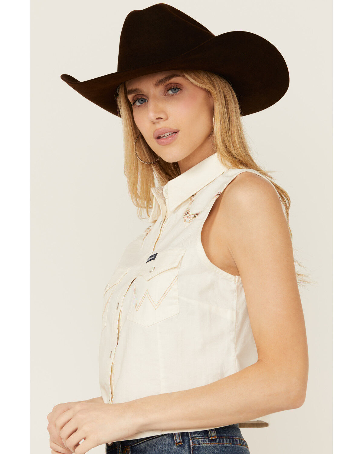 Image #3 - Wrangler Retro Women's Embroidered Sleeveless Snap Western Shirt, Cream, hi-res