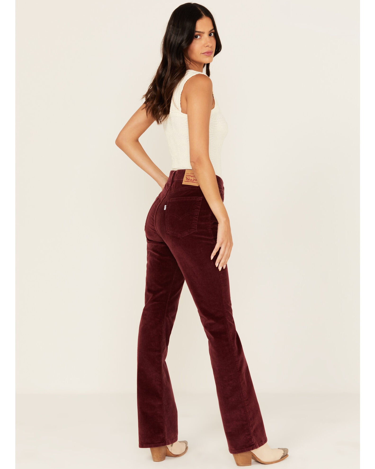Levi's Women's High Rise 725 Corduroy Bootcut Stretch Jeans, Wine