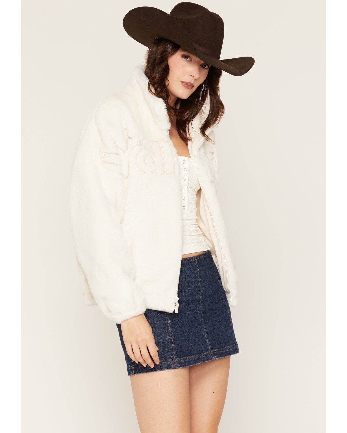 Wrangler Women's Open Range Faux Fur Jacket, White, hi-res