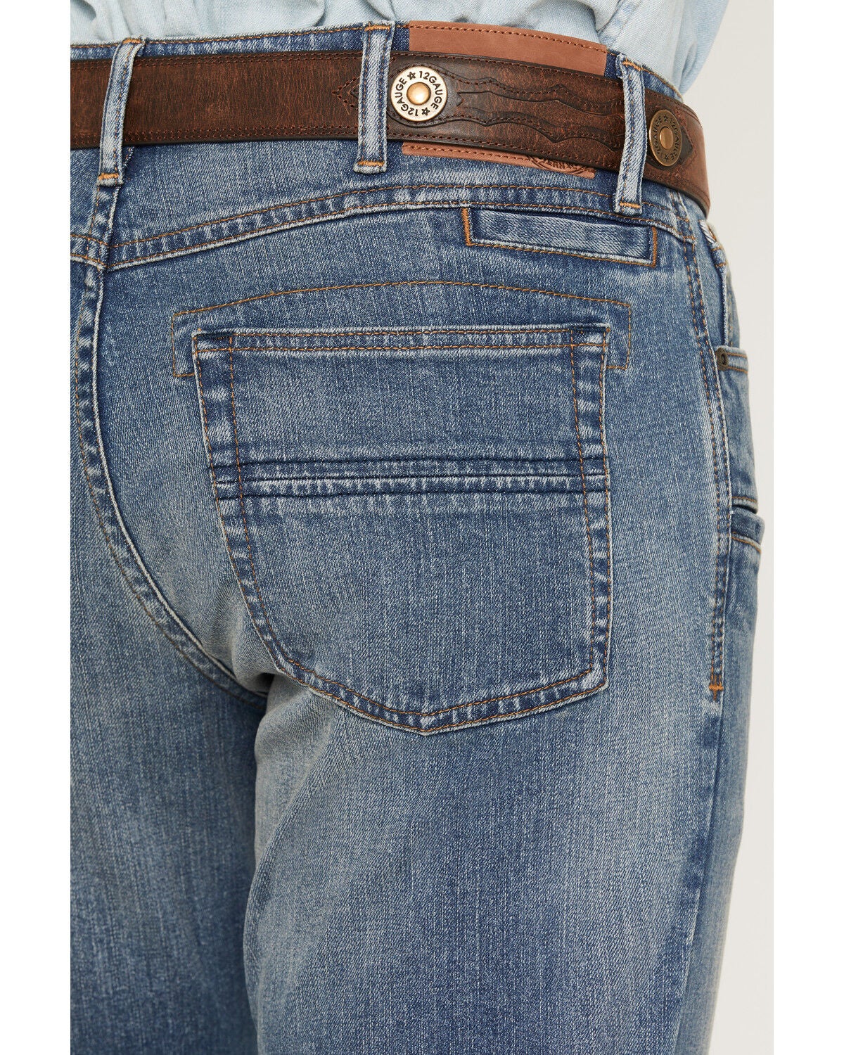 Image #4 - Cody James Men's Outrigger Wash Yukon Relaxed Straight Concealed Carry Stretch Denim Jeans, Medium Wash, hi-res