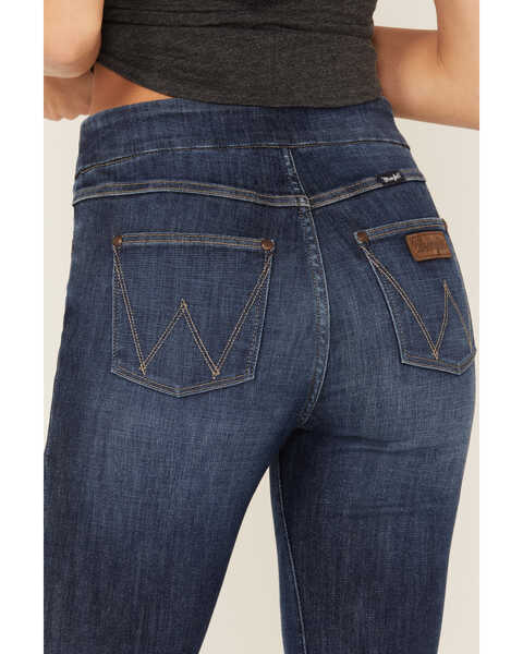 Wrangler Retro Women's Medium Wash High Rise Pull On Norah Bootcut Jeans |  Sheplers