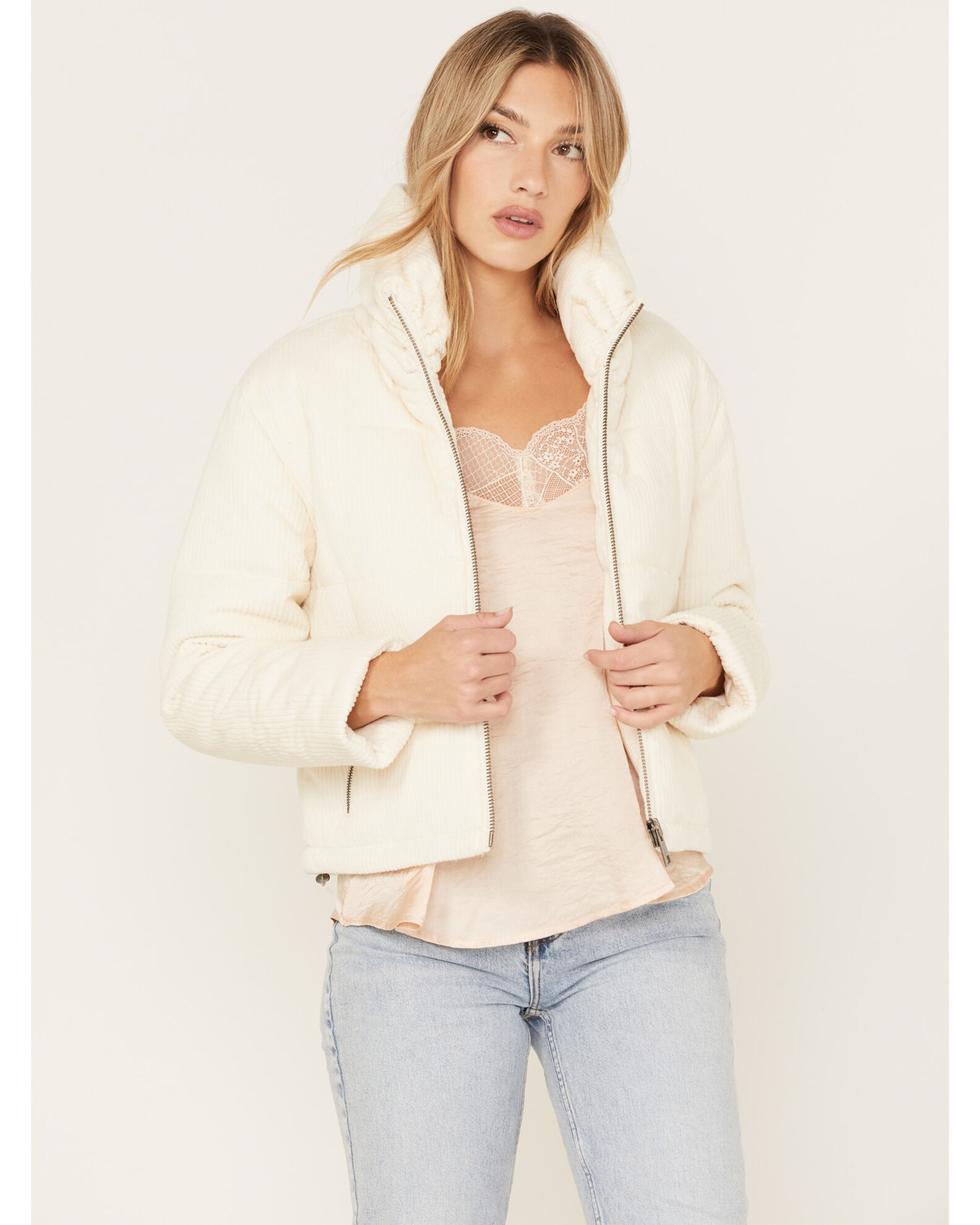 Cleo Wolf Women s Quilted Corduroy Puffer Jacket Sheplers