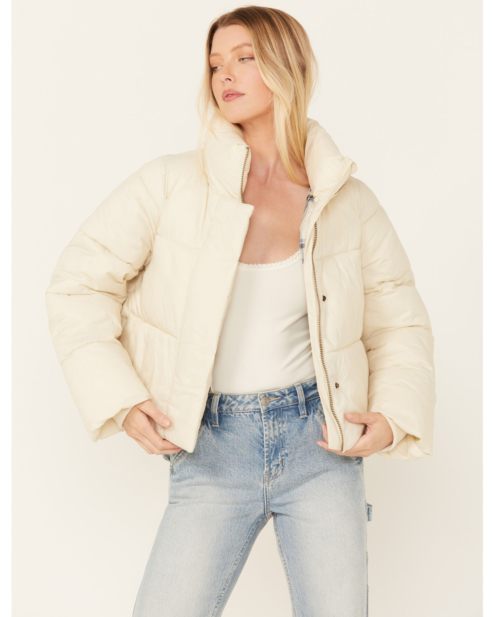 Cleo Wolf Women s Plaid Lined Puffer Coat Sheplers