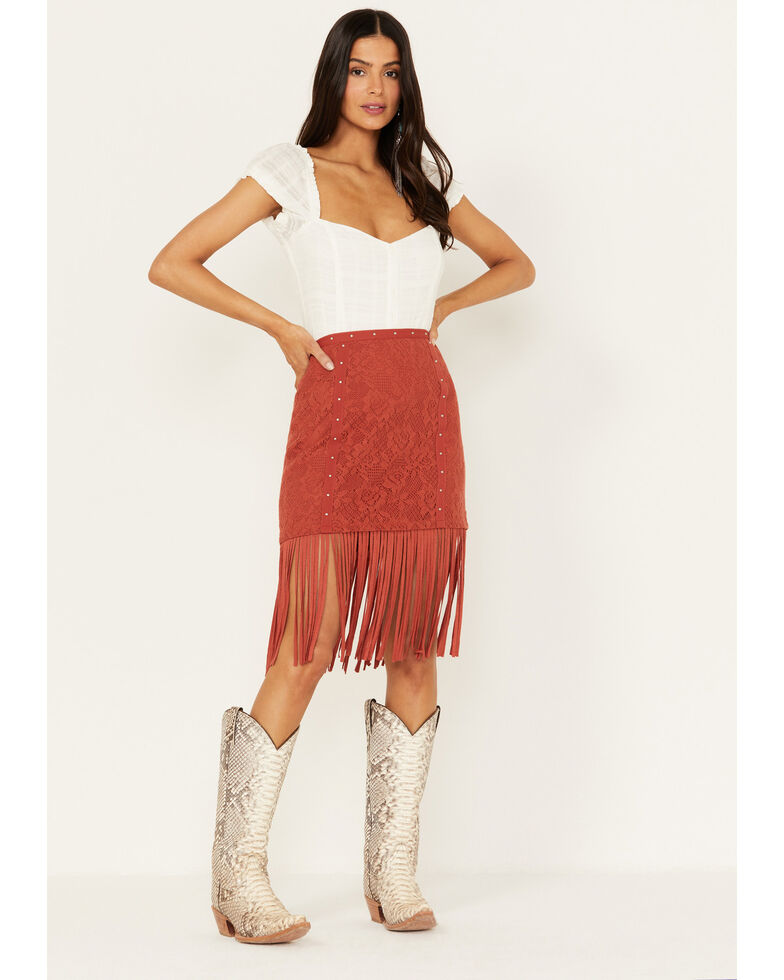 Idyllwind Women's Crochet Lightning Fringe Skirt , Brick Red, hi-res