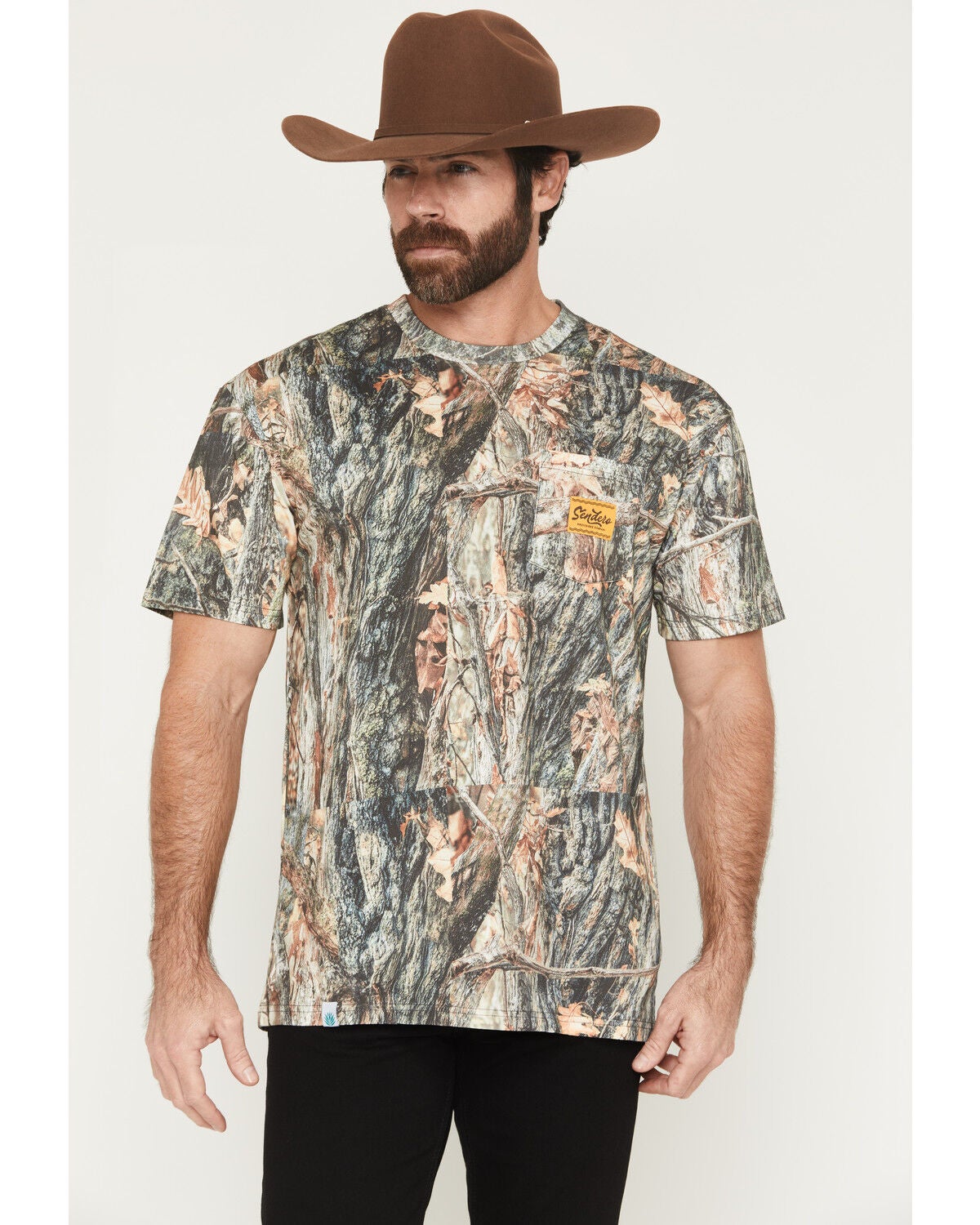Sendero Provisions Men's Camo Print Logo Short Sleeve Pocket T-Shirt, Camouflage, hi-res
