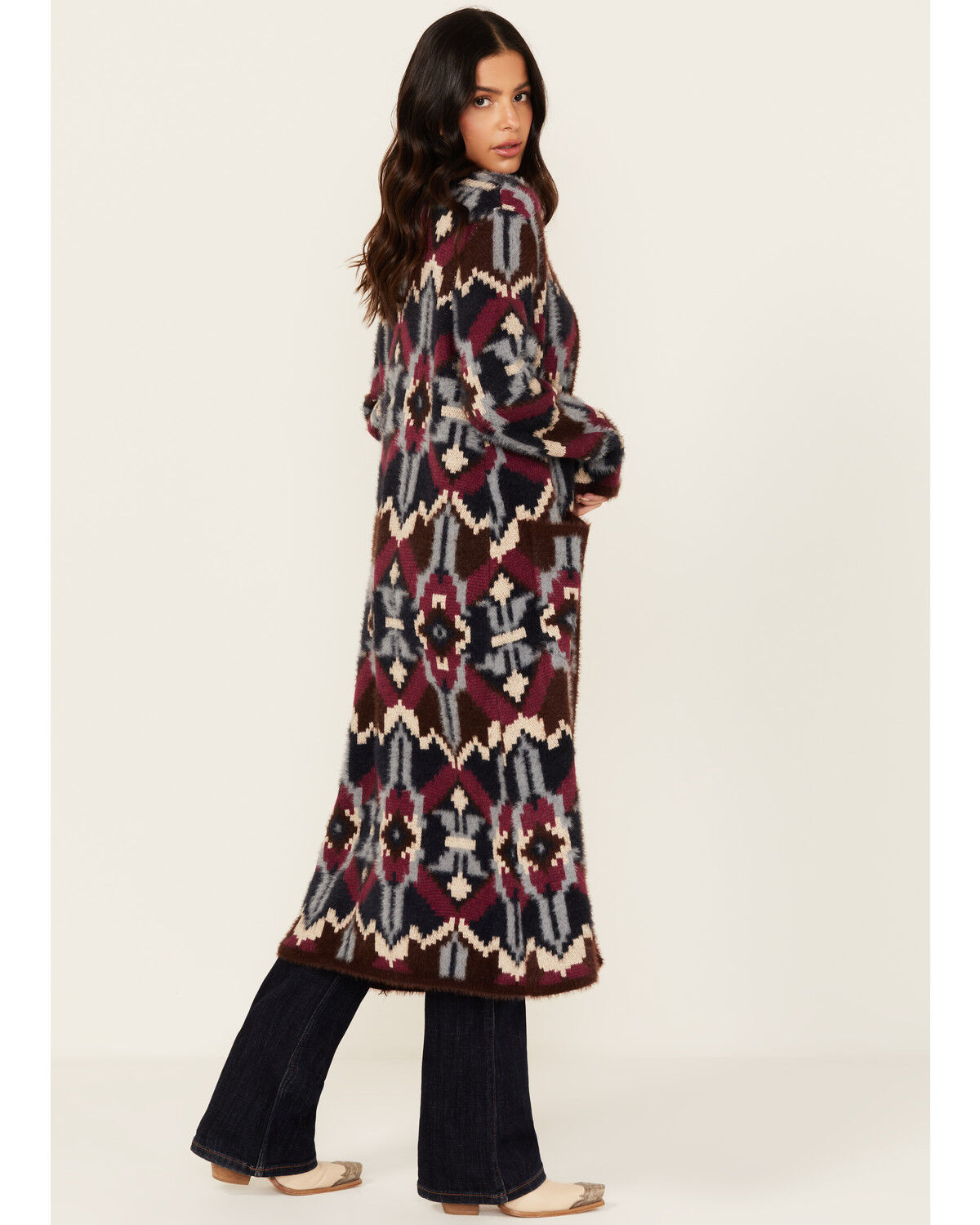 Shyanne Women's Southwestern Print Long Cardigan | Sheplers