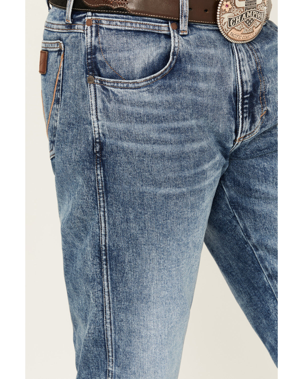 Image #2 - Wrangler Retro Men's Medium Wash Applewood Slim Straight Stretch Denim Jeans, Medium Wash, hi-res