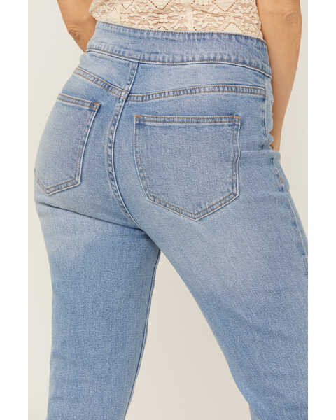 Image #4 - Ceros Women's Light Wash High Rise Coin Pocket Light Denim Flare Jeans, Blue, hi-res