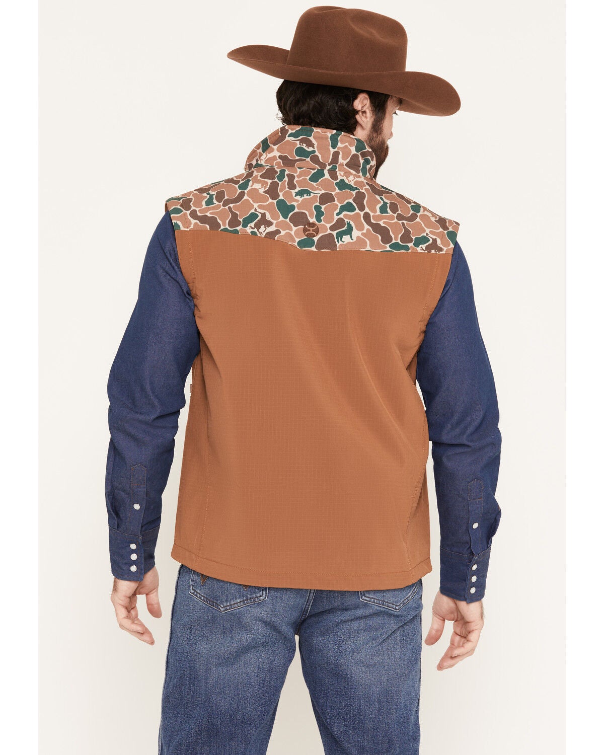 Image #4 - Hooey Men's Jackson Camo Color Block Softshell Vest, Camel, hi-res