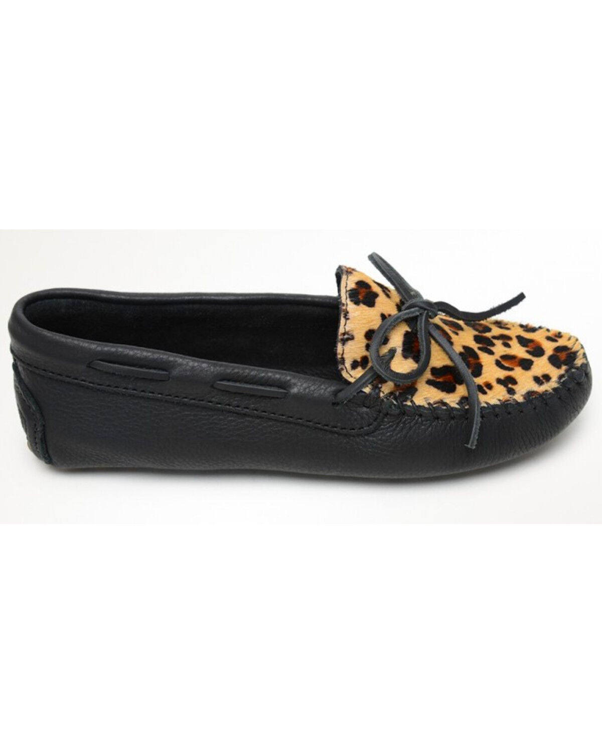 minnetonka driving moccasins womens