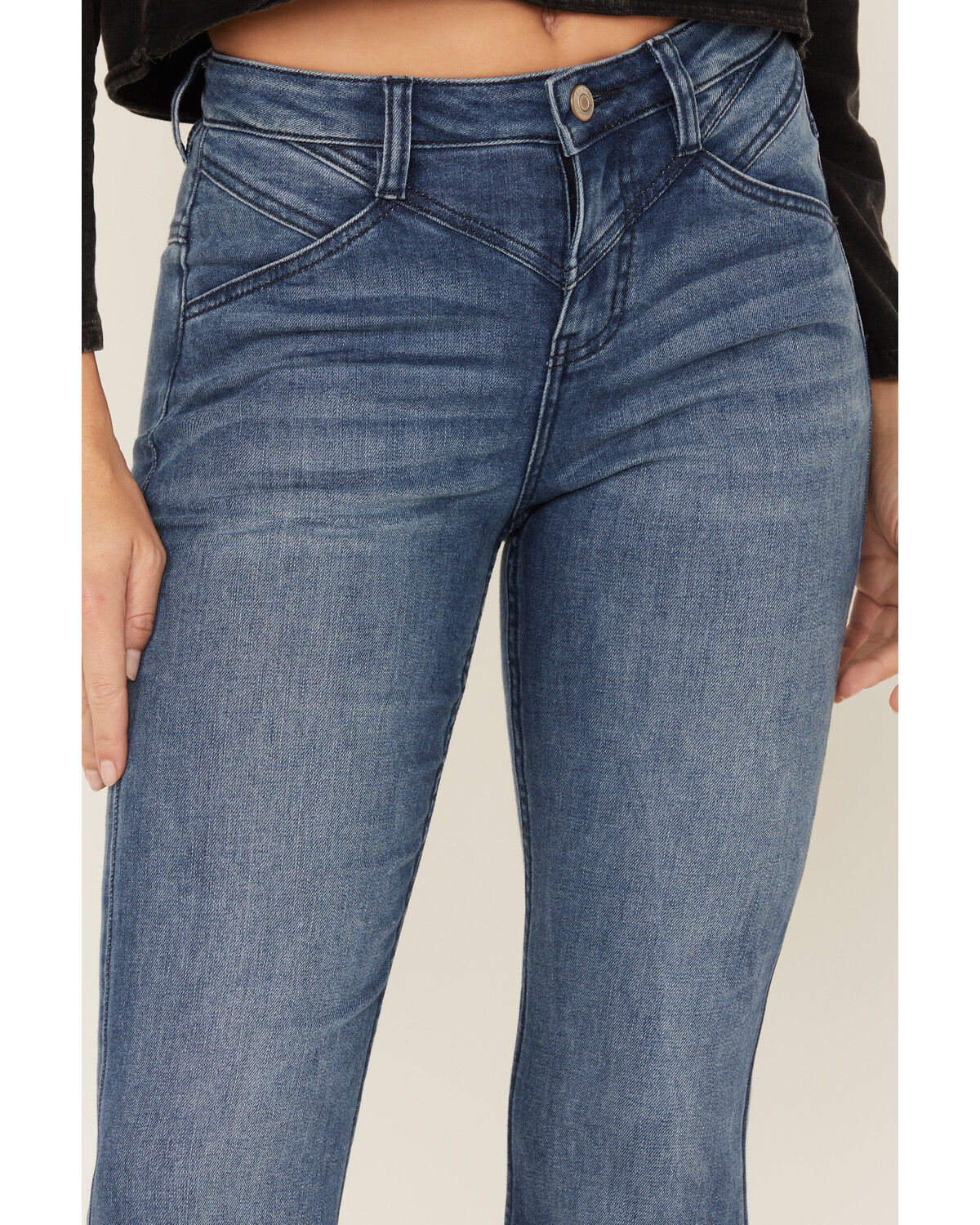 Image #4 - Shyanne Women's Medium Wash High Rise Eden Stretch Flare Jeans, Medium Wash, hi-res