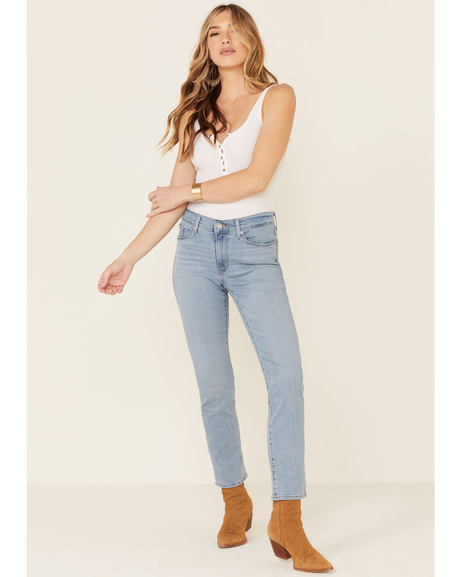 Product Name: Levi’s Women's Classic Straight Fit Jeans