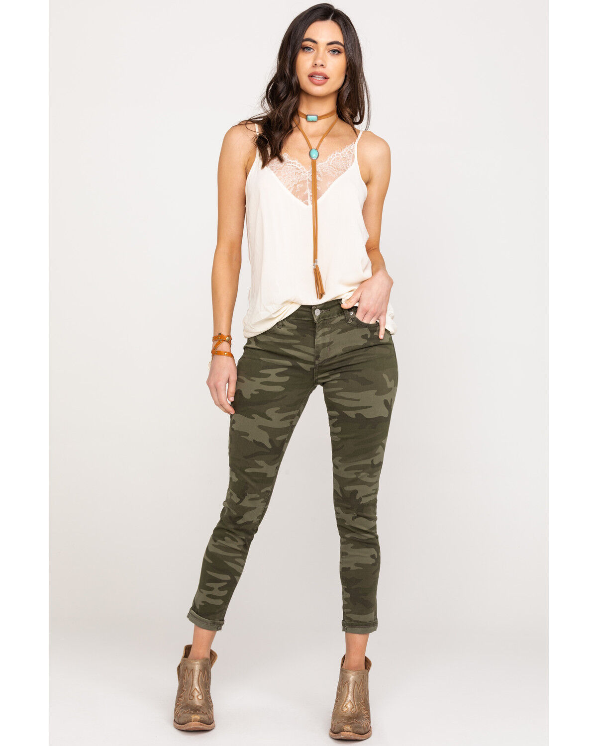 levi's camo jeans women's