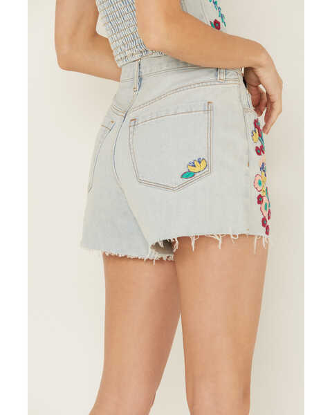 Image #4 - Blank NYC Women's Light Wash High Rise Floral Embroidered Denim Shorts , Light Wash, hi-res