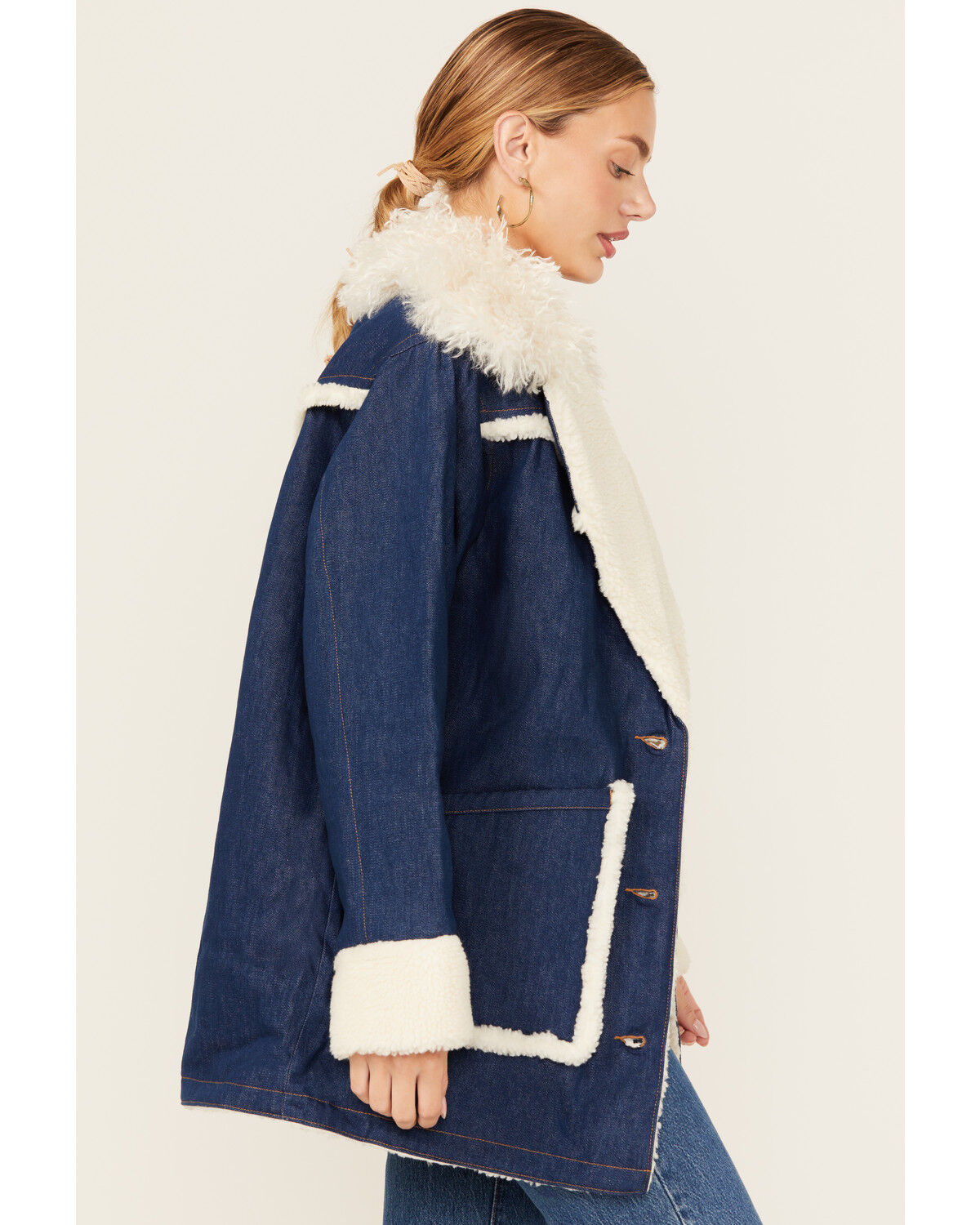 Image #2 - Wrangler Women's Medium Wash Sherpa Lined Oversized Jacket, Medium Wash, hi-res