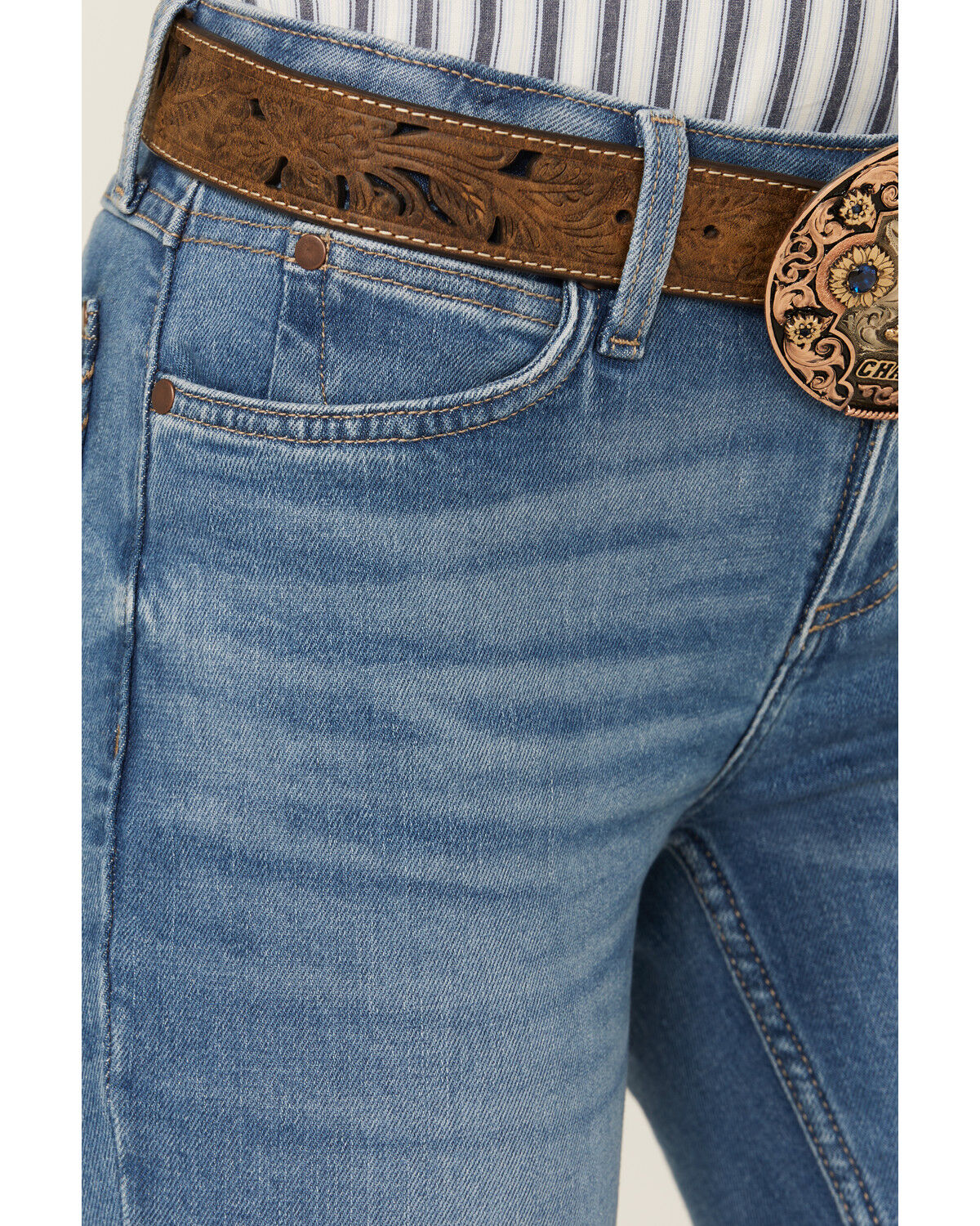 Image #2 - Wrangler Retro Women's Eva Medium Wash Mid Rise Mae Stretch Trouser Jeans, Medium Wash, hi-res