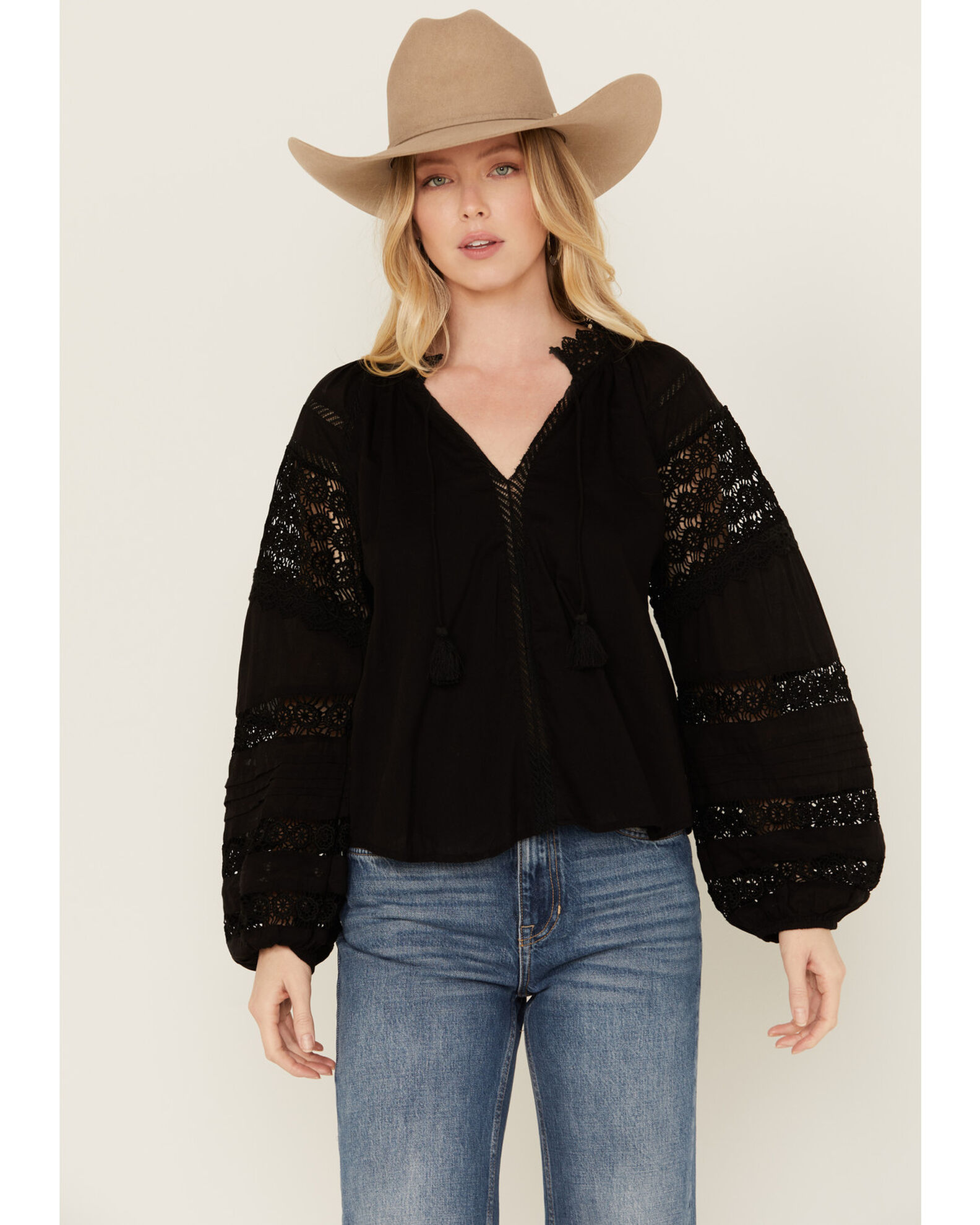 Product Name: Revel Women's Long Sleeve Crochet Trim Top