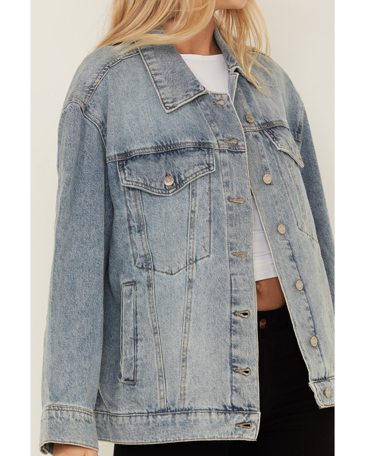 Image #3 - Daze Women's Later Medium Wash Denim Jacket, Medium Wash, hi-res