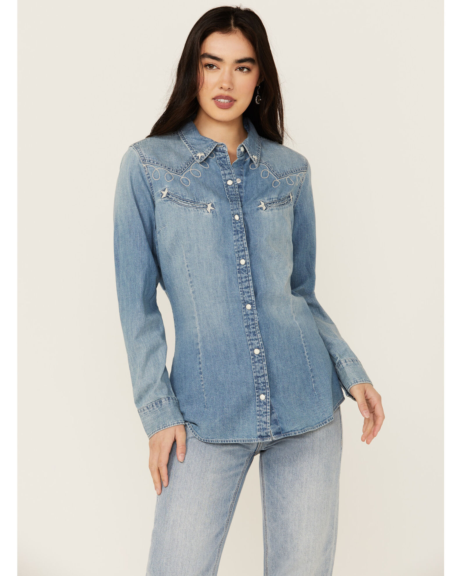 Womens denim shirt with pearl snaps outlet
