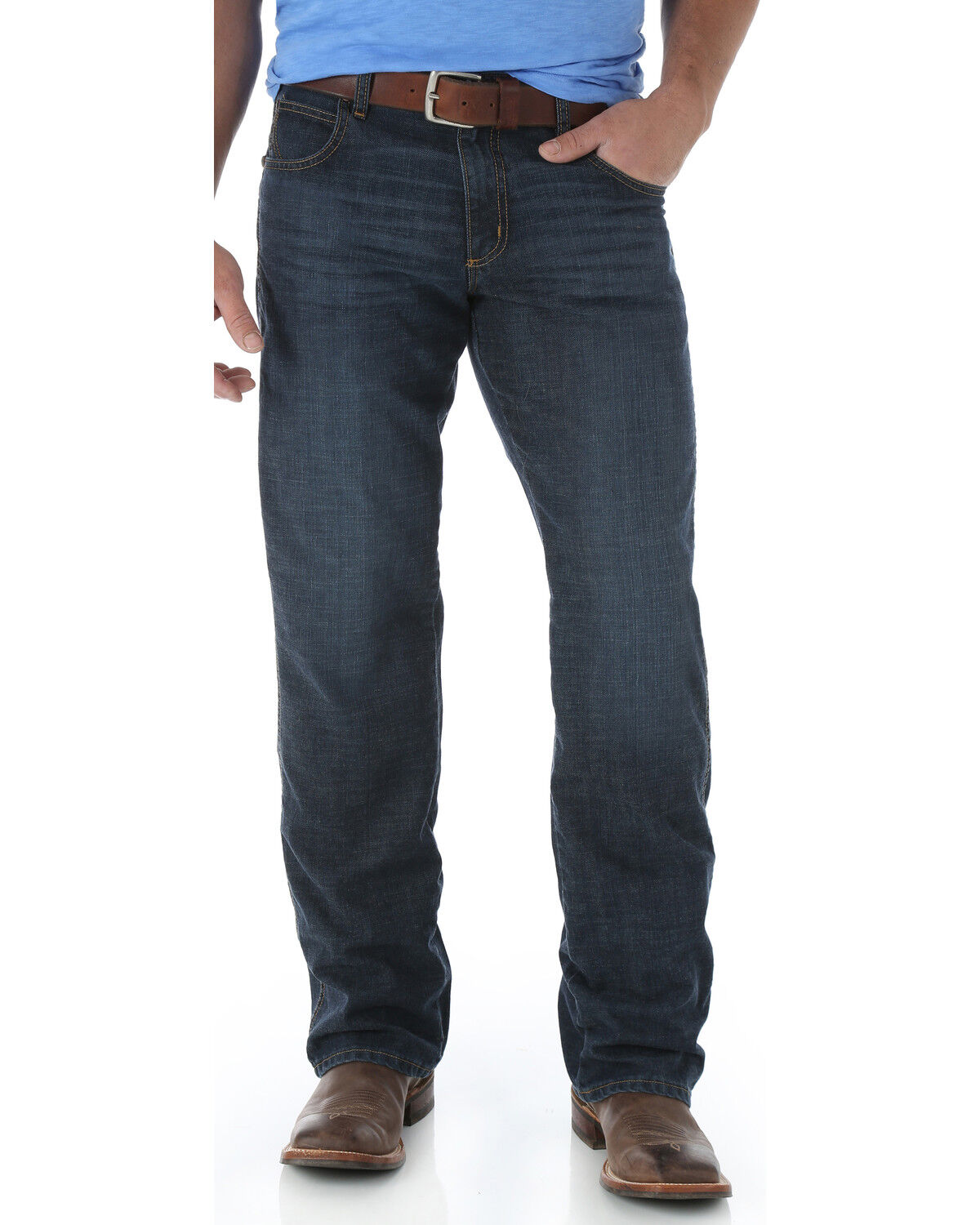 wrangler relaxed fit bootcut