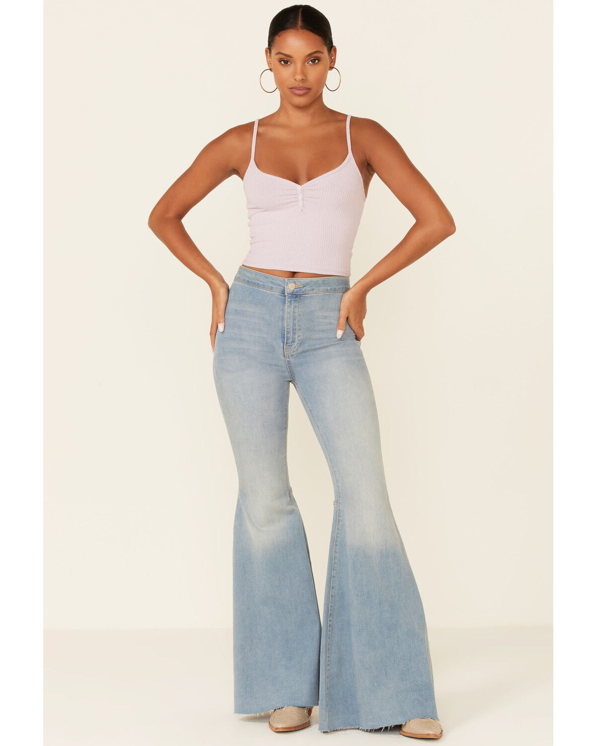 Image #4 - Wild Moss Women's Rib Knit V-Neck Crop Cami, Lavender, hi-res