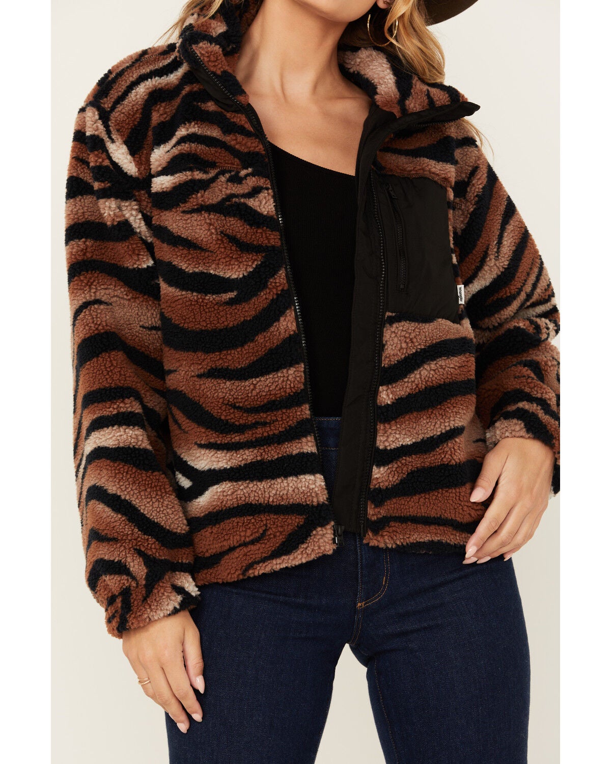 Image #3 - Wrangler Women's Tiger Print Sherpa Jacket, , hi-res