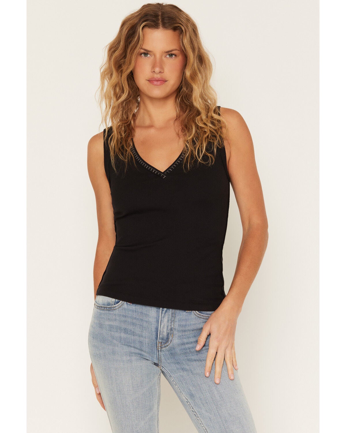 Idyllwind Women's Misty Ribbed V Neck Tank, Dark Brown, hi-res