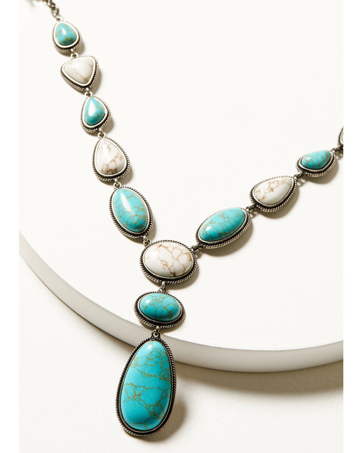 Image #1 - Shyanne Women's Isla Oasis Statement Necklace, Silver, hi-res