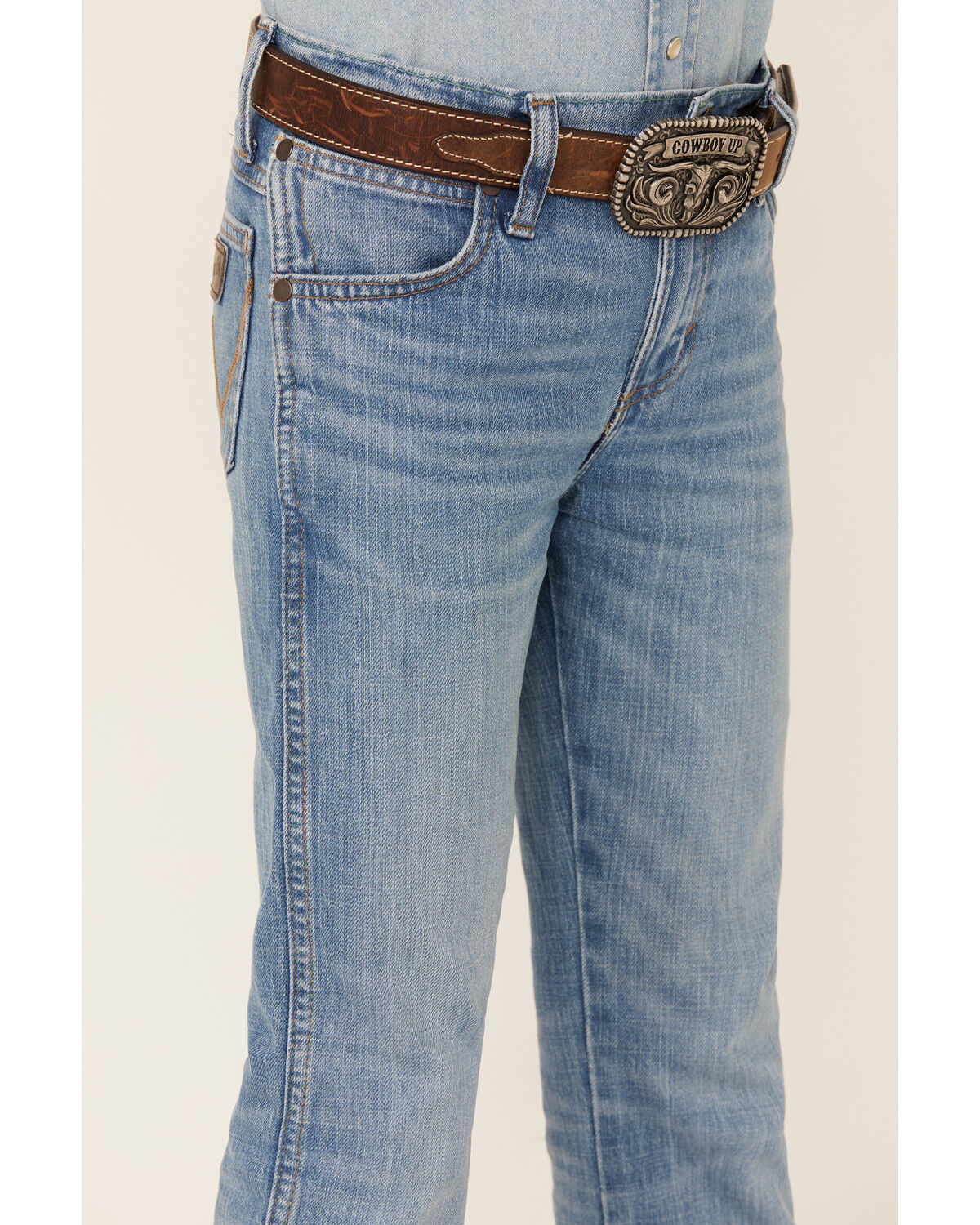Image #2 - Wrangler Retro Boys' Applewood Medium Wash Slim Straight Stretch Denim Jeans, Medium Wash, hi-res