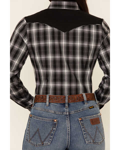 Roper Women's Plaid Print Fancy Applique Yoke Long Sleeve Snap Western Shirt , Black, hi-res
