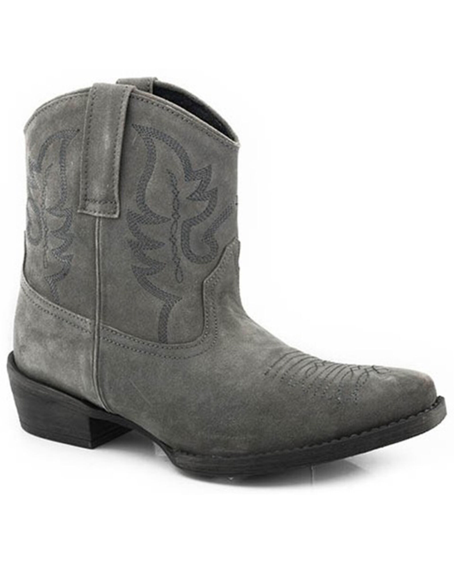Roper deals dusty boot