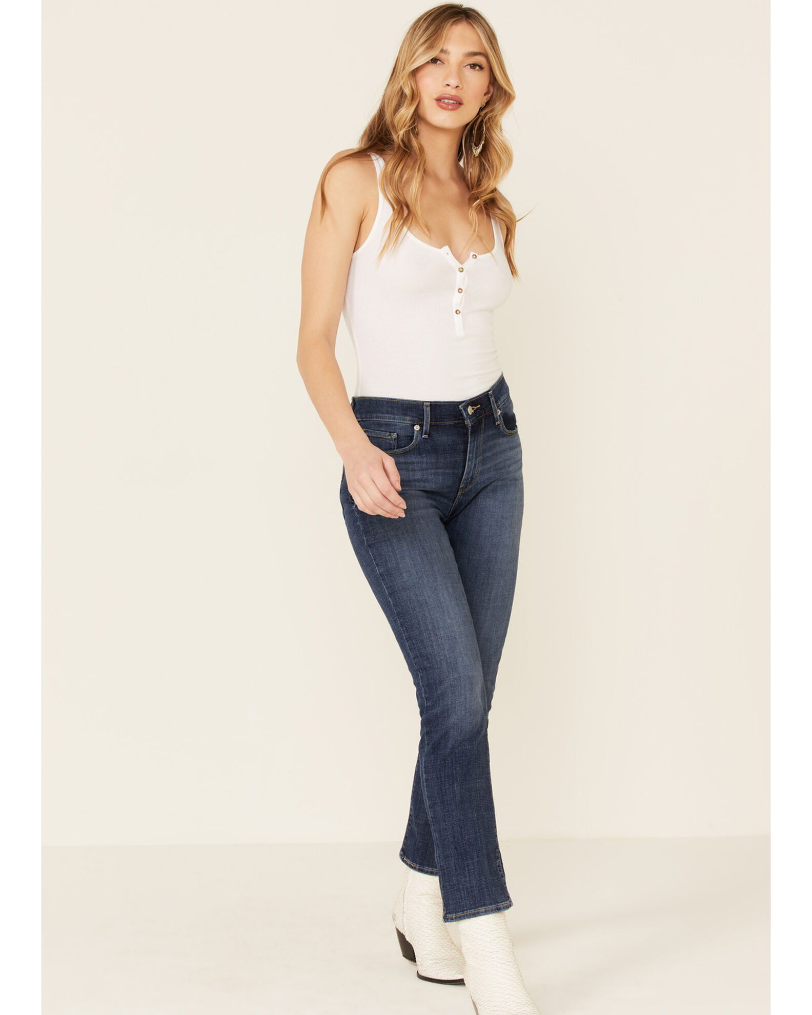 Levi's Women's Classic Straight Mid Rise Maui Waterfall Jeans | Sheplers