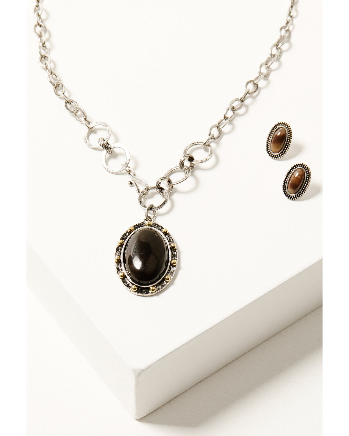 Shyanne Women's Heritage Valley Brown Agate Pendant Jewelry Set - 2 Piece, Silver, hi-res