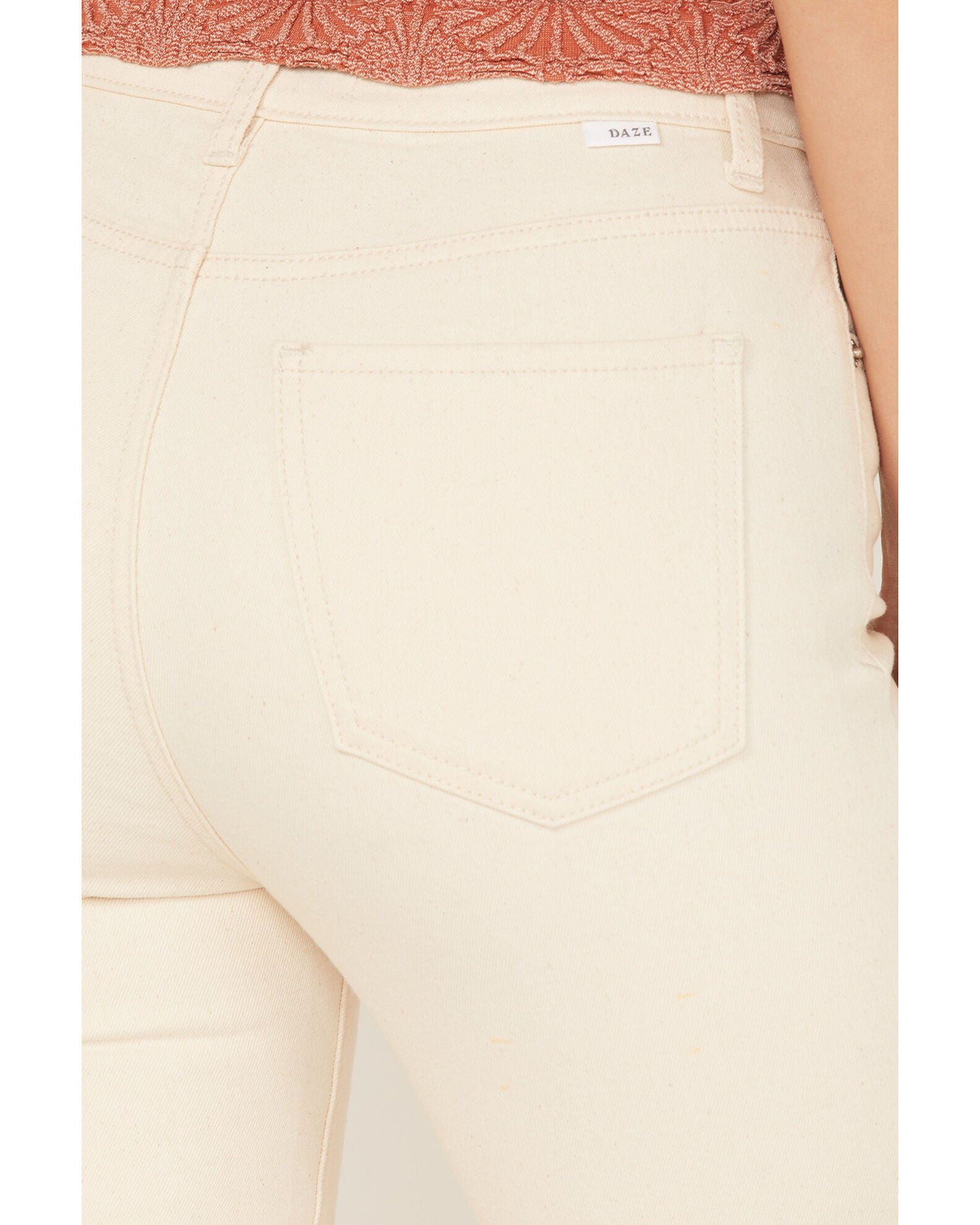 Product Brand Name Daze Daze