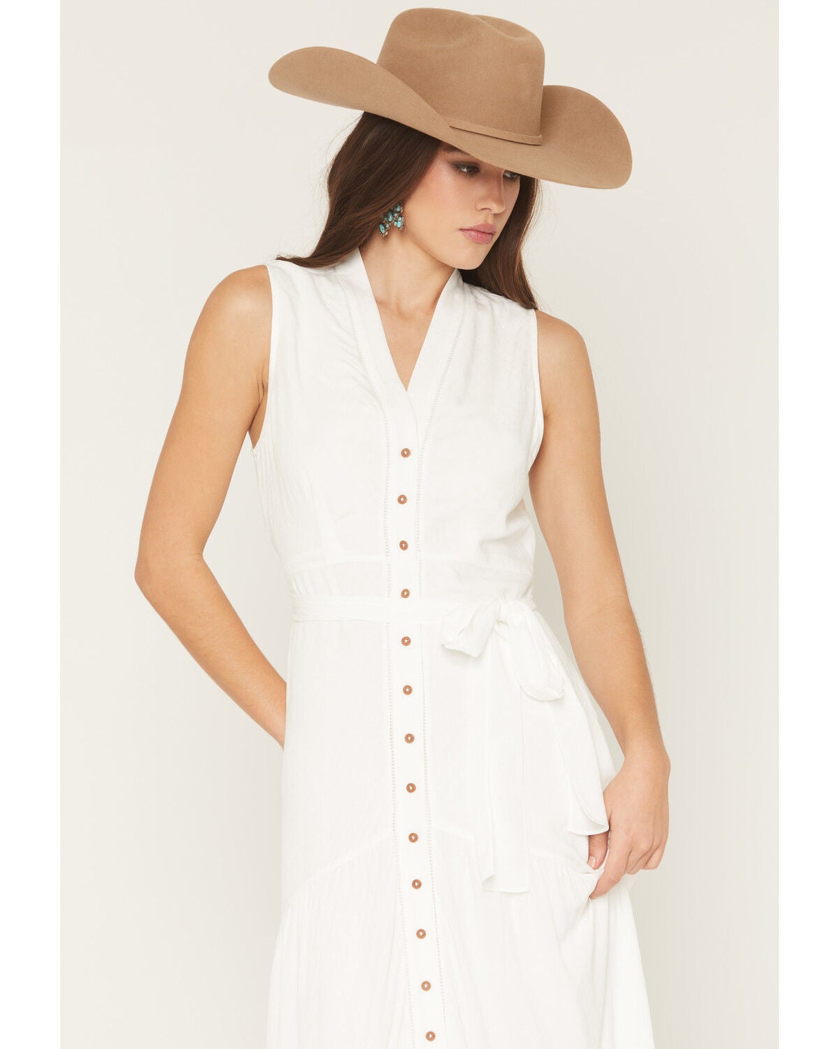 Image #4 - Shyanne Women's Solid Sleeveless Button-Down High-Low Midi Dress, White, hi-res