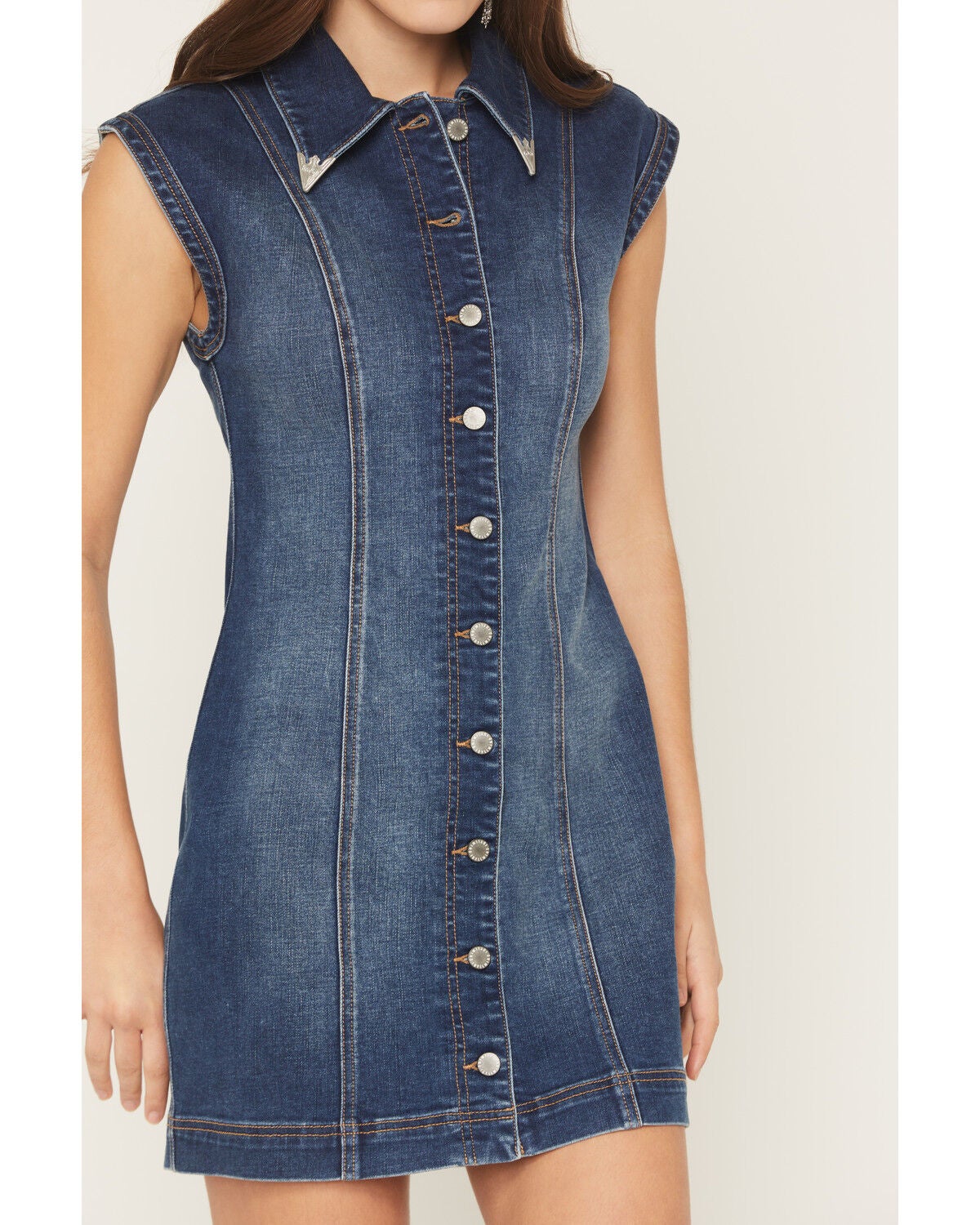Image #6 - Idyllwind Women's Avalon Sleeveless Button-Down Denim Mini Dress, Medium Wash, hi-res