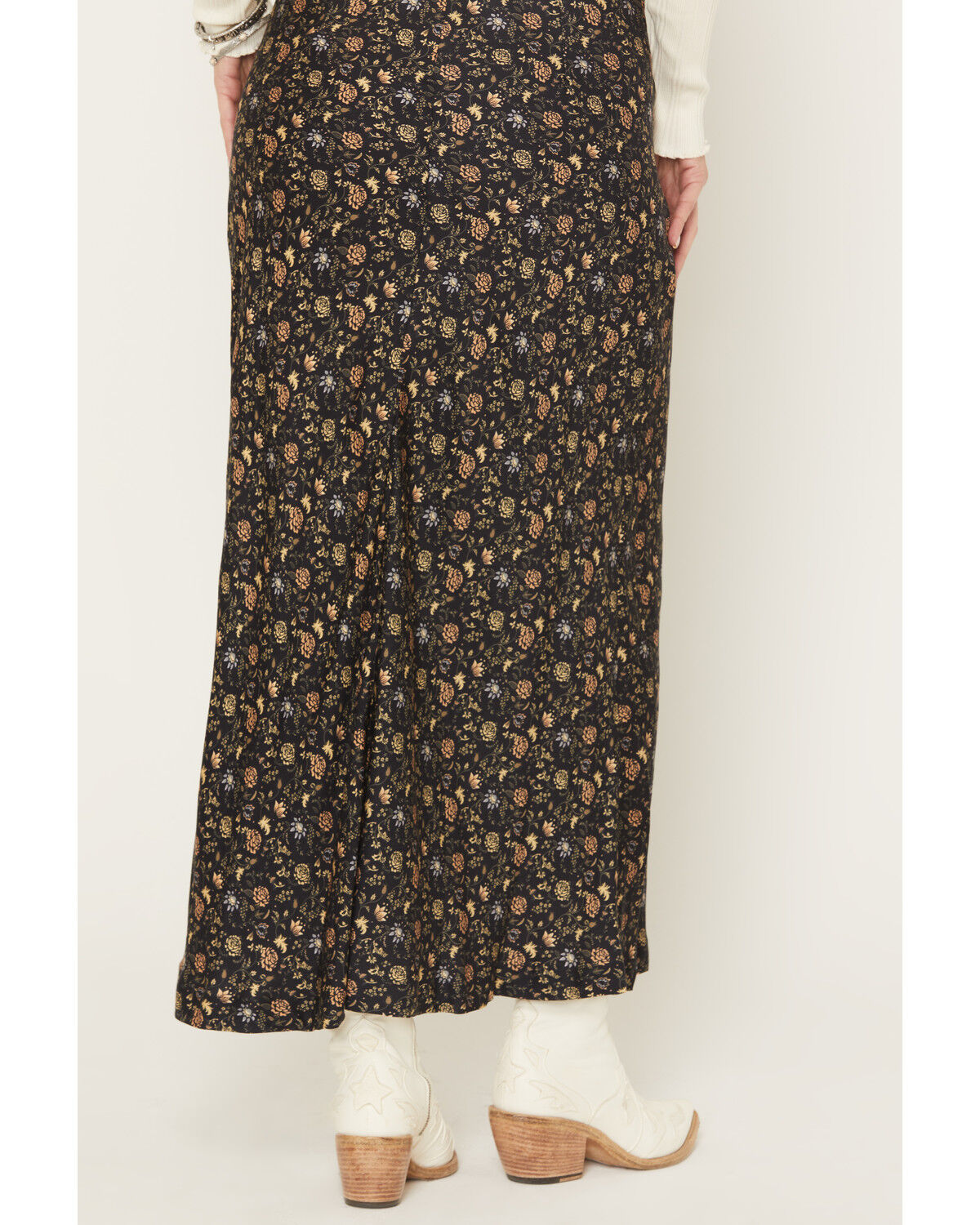 Image #4 - Sendero Provisions Women's Pearla Floral Print Midi Skirt, Black, hi-res