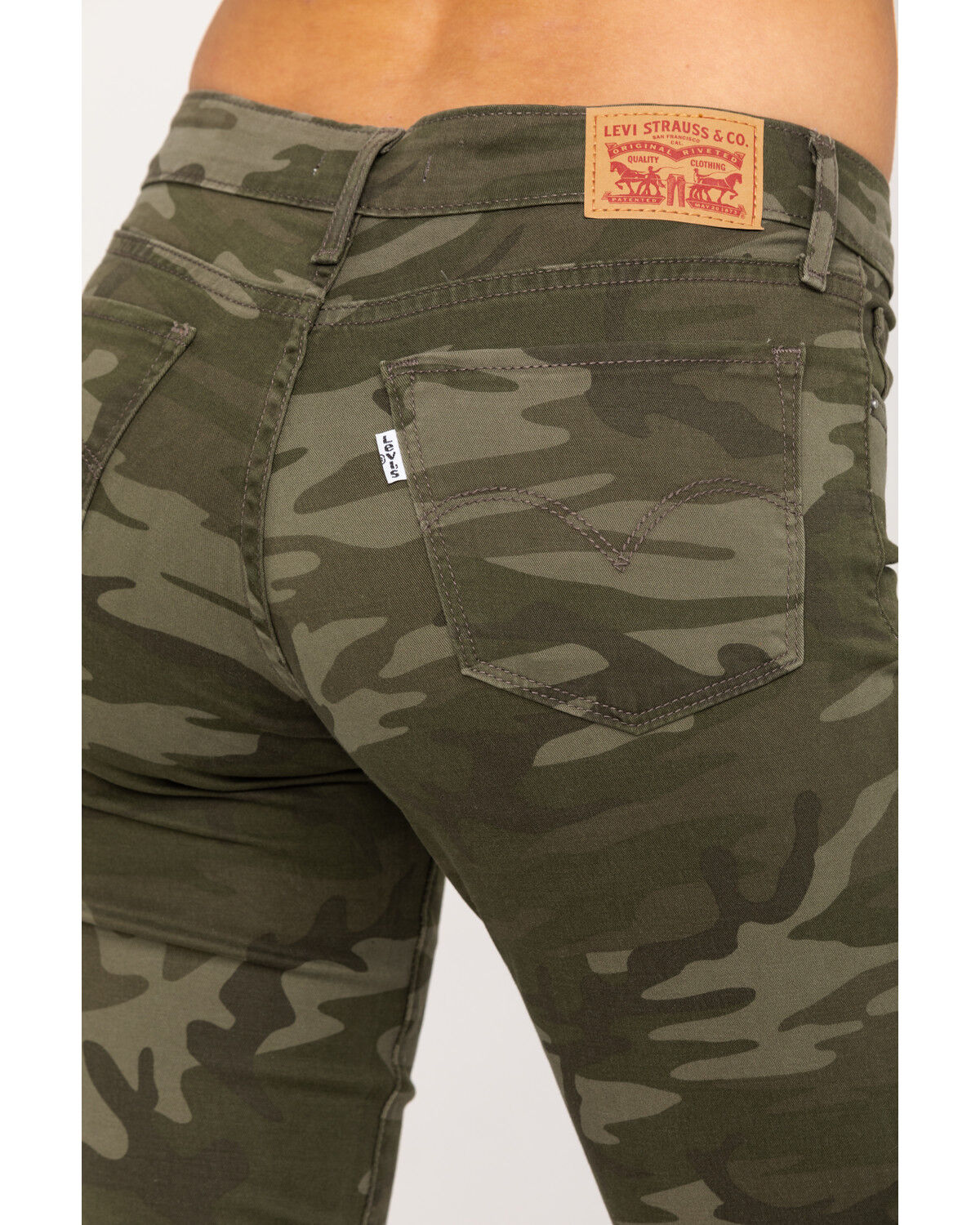 levi's camo jeans women's