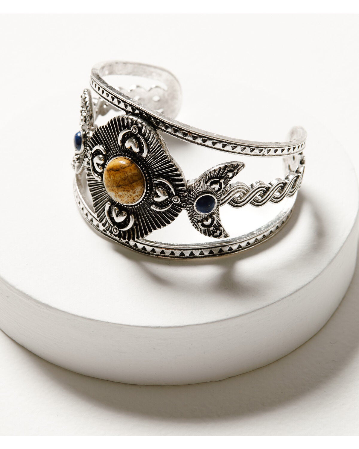 Shyanne Women's Monument Valley Silver Medallion Cuff Bracelet, Silver, hi-res