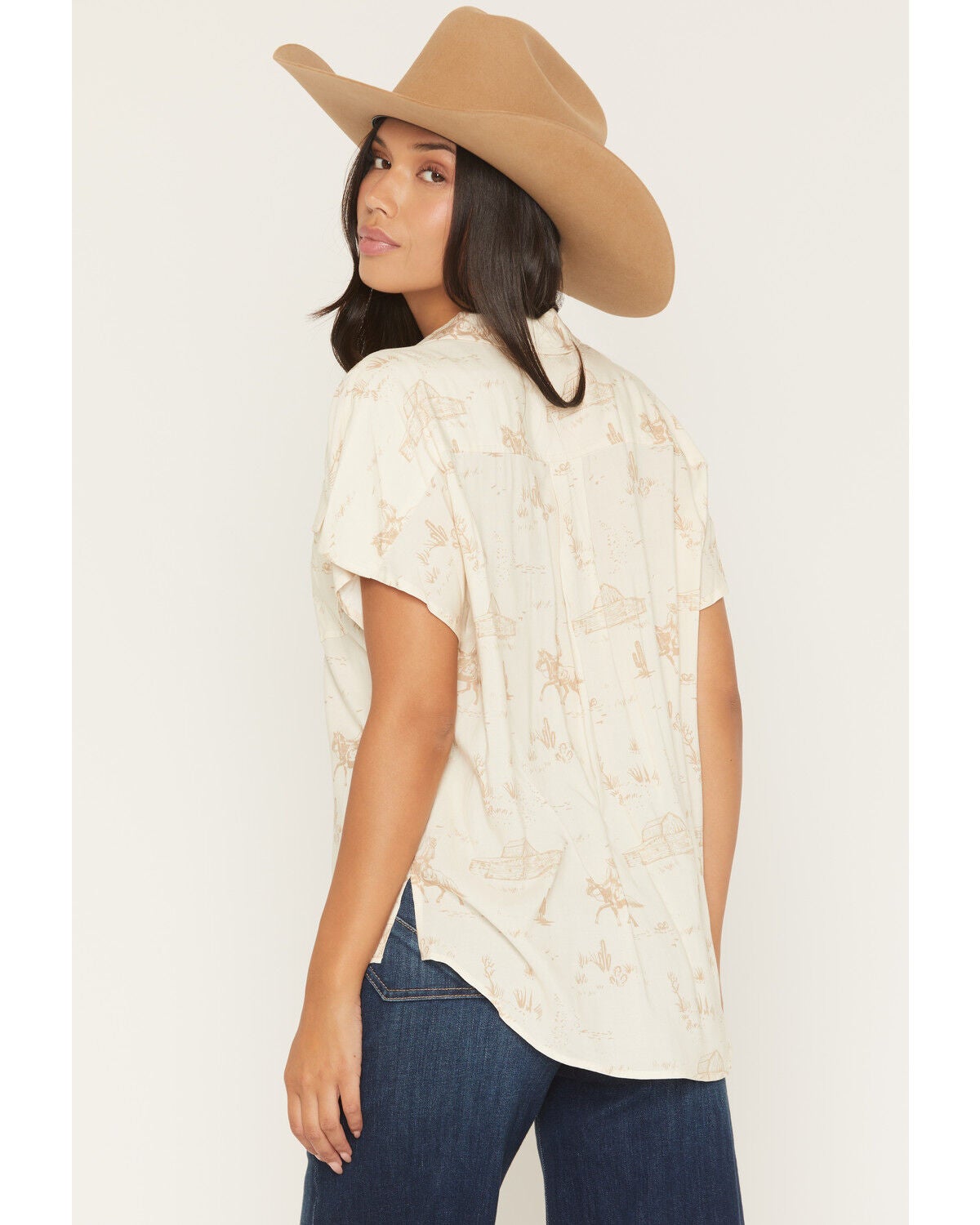 Image #4 - Ariat Women's Badlands Conversational Print Button-Down Short Sleeve Western Shirt, Cream, hi-res