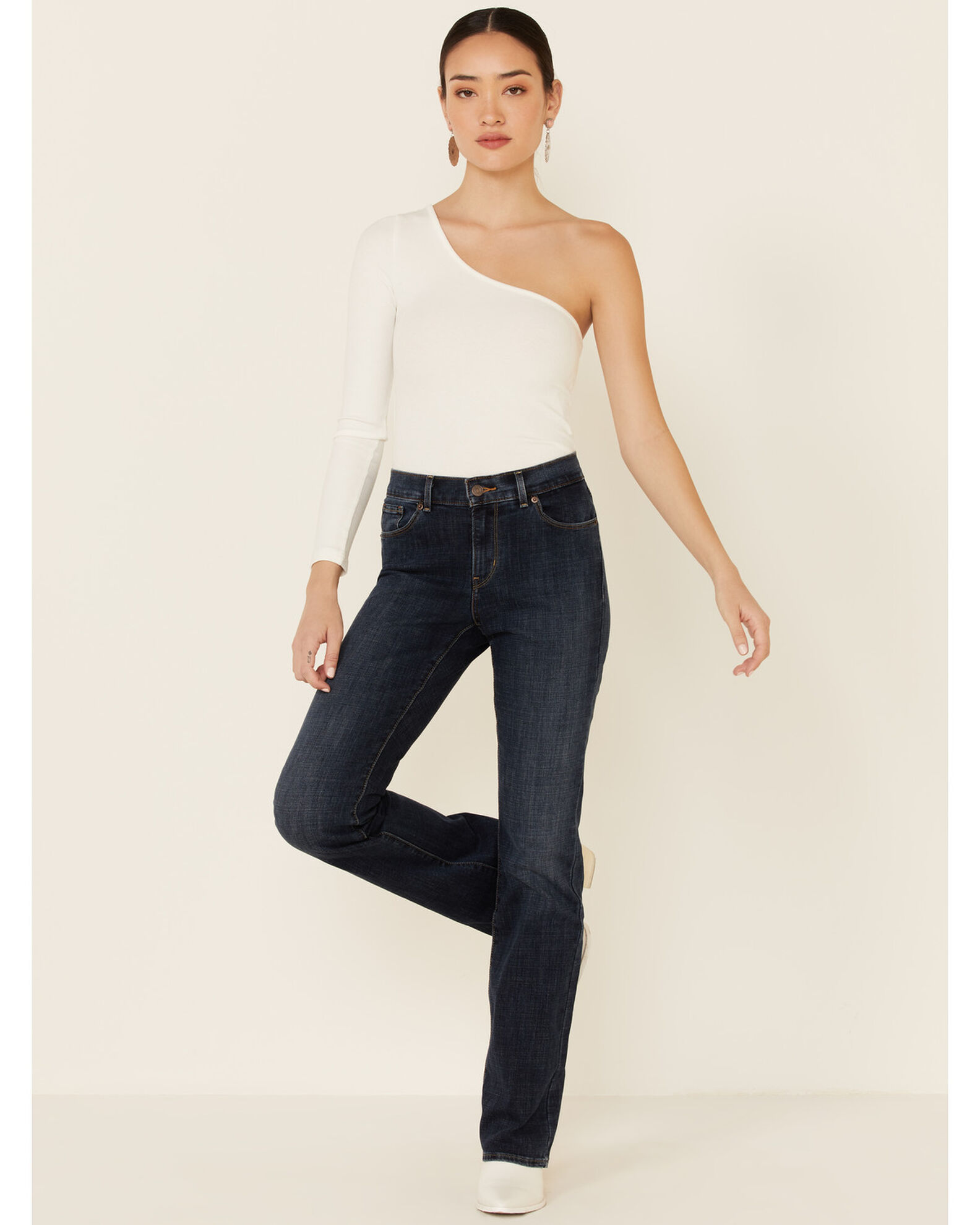 Levi's women's classic bootcut jeans shop