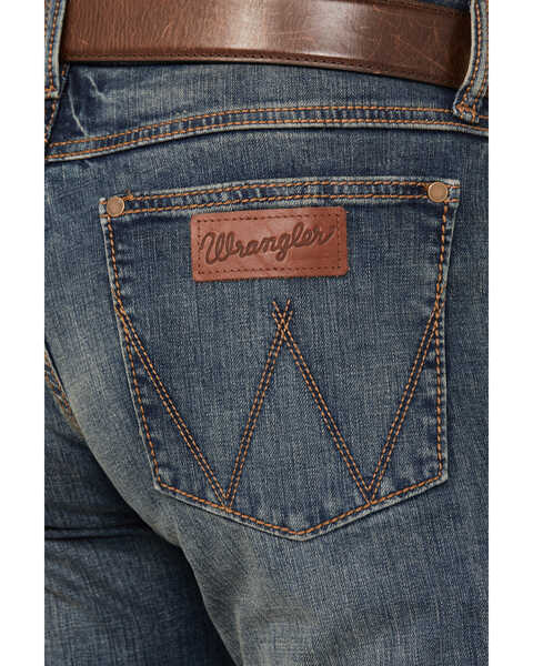 Image #5 - Wrangler Retro Men's Bozeman Medium Wash Low Rise Slim Straight Jeans , Denim, hi-res